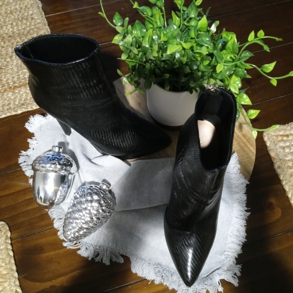 High heels boots
